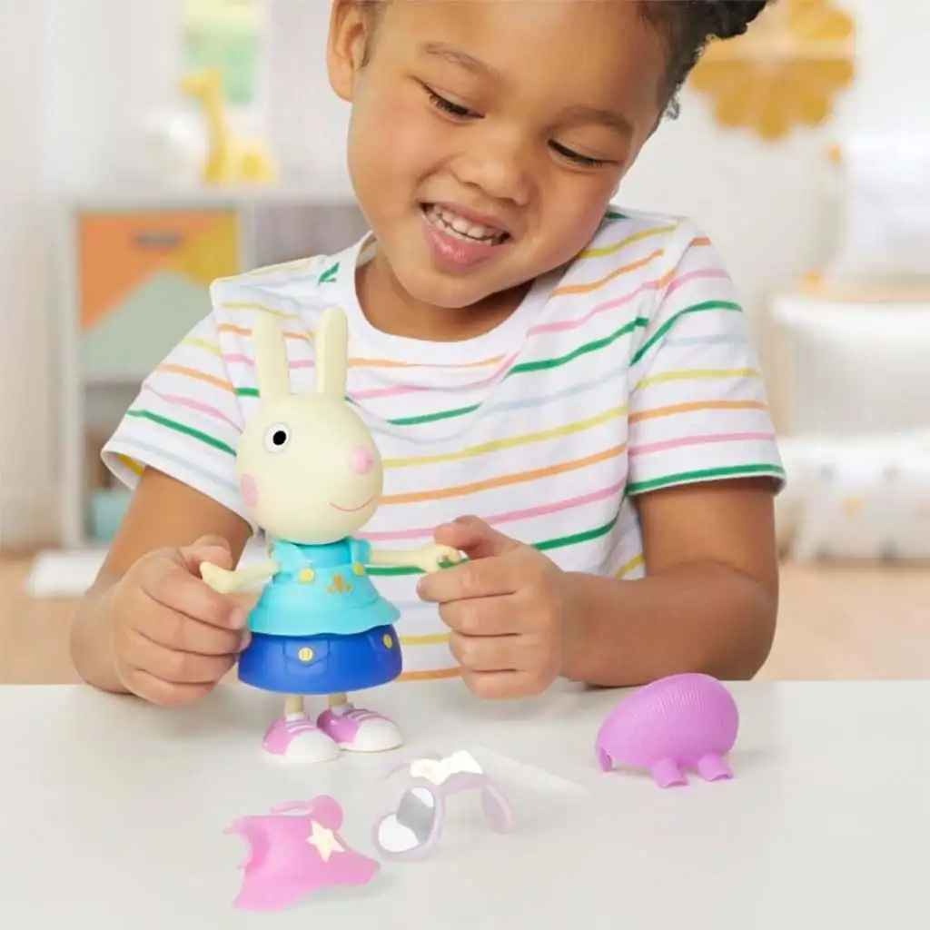 Peppa Malac: Kiöltözött Rebecca figuraszett kiegészítőkkel - Hasbro kép 3