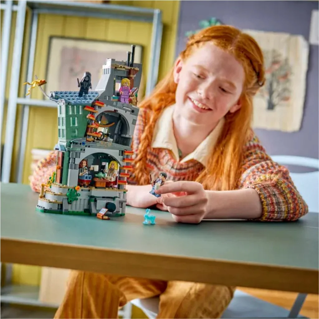 LEGO® Harry Potter: Luna Lovegood háza (76467) kép 4