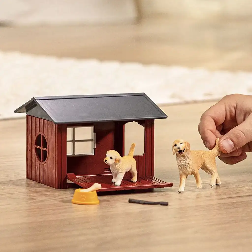 Schleich Farm World – Kutyaház Golden Retriever kutyusokkal játékszett (42722) kép 3