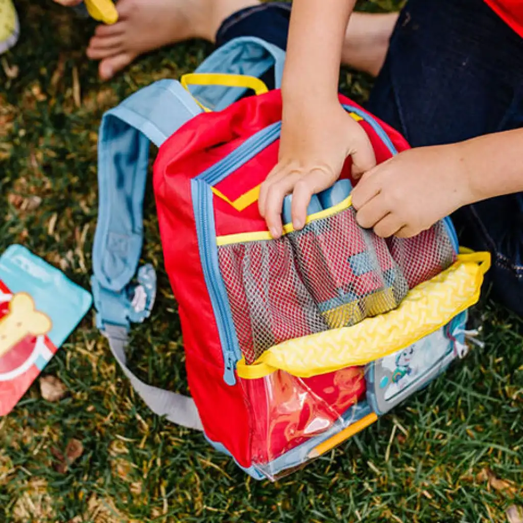 Melissa & Doug: Mancs őrjárat szerepjáték hátizsák kép 3