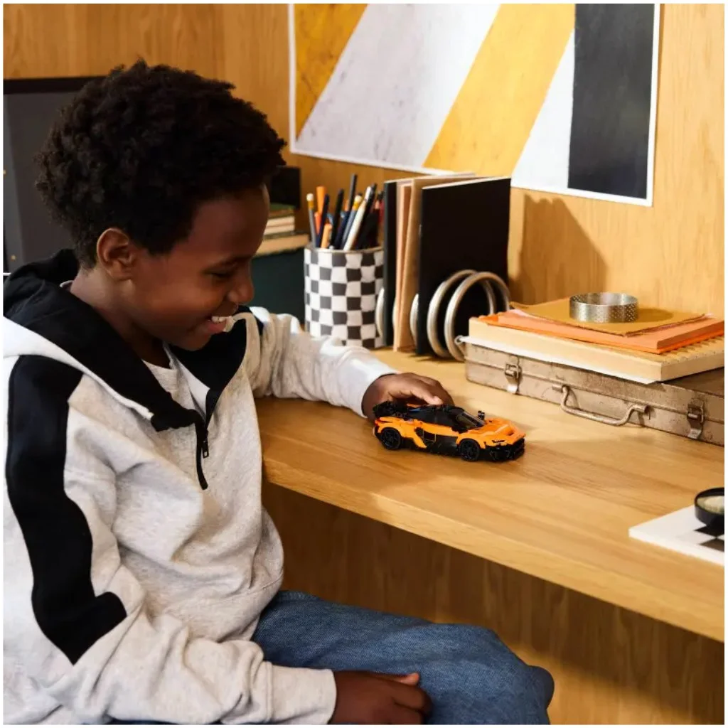 LEGO® Speed Champions: McLaren W1 (77257) kép 5