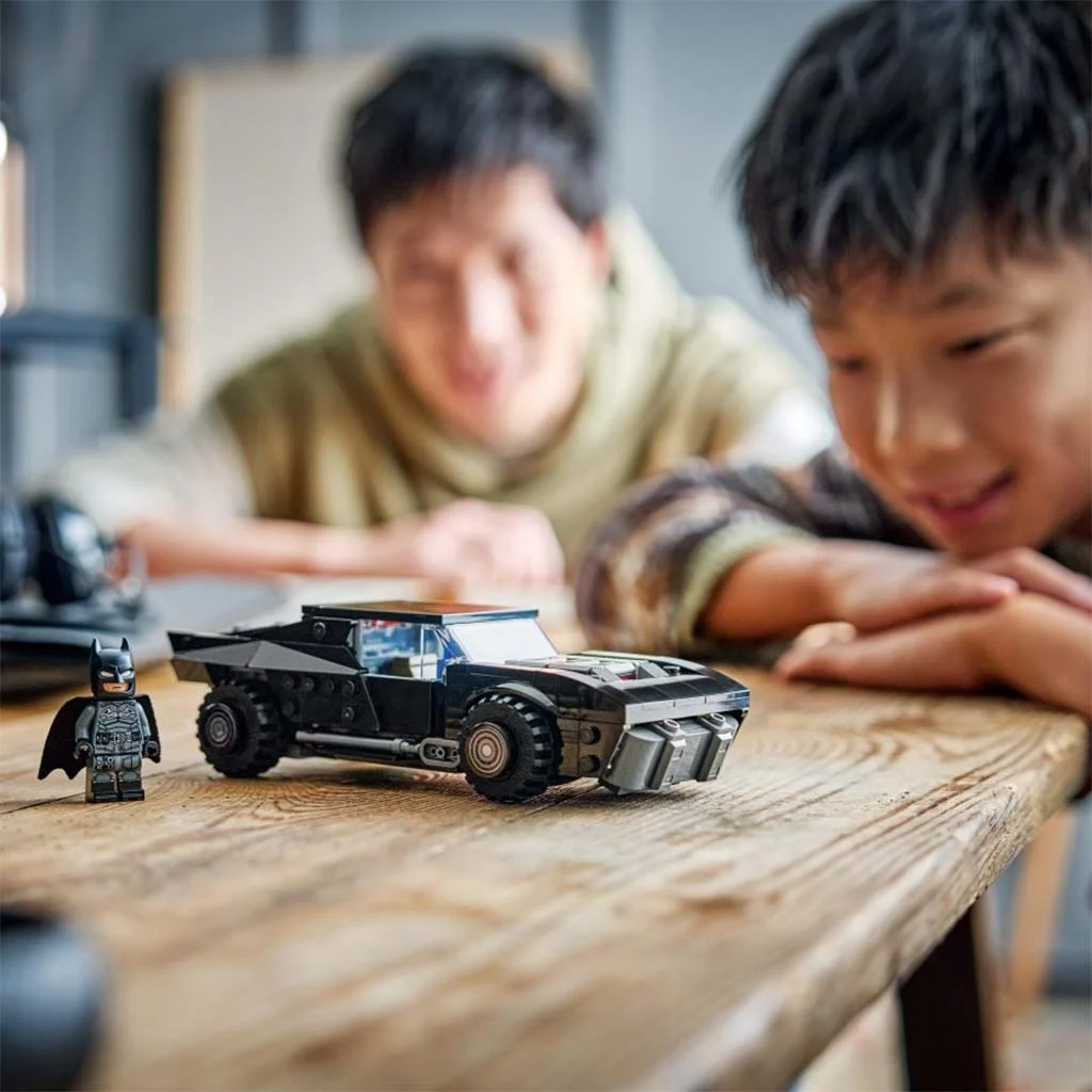 LEGO® Marvel: Batman™: Batmobile™ (76332) kép 6