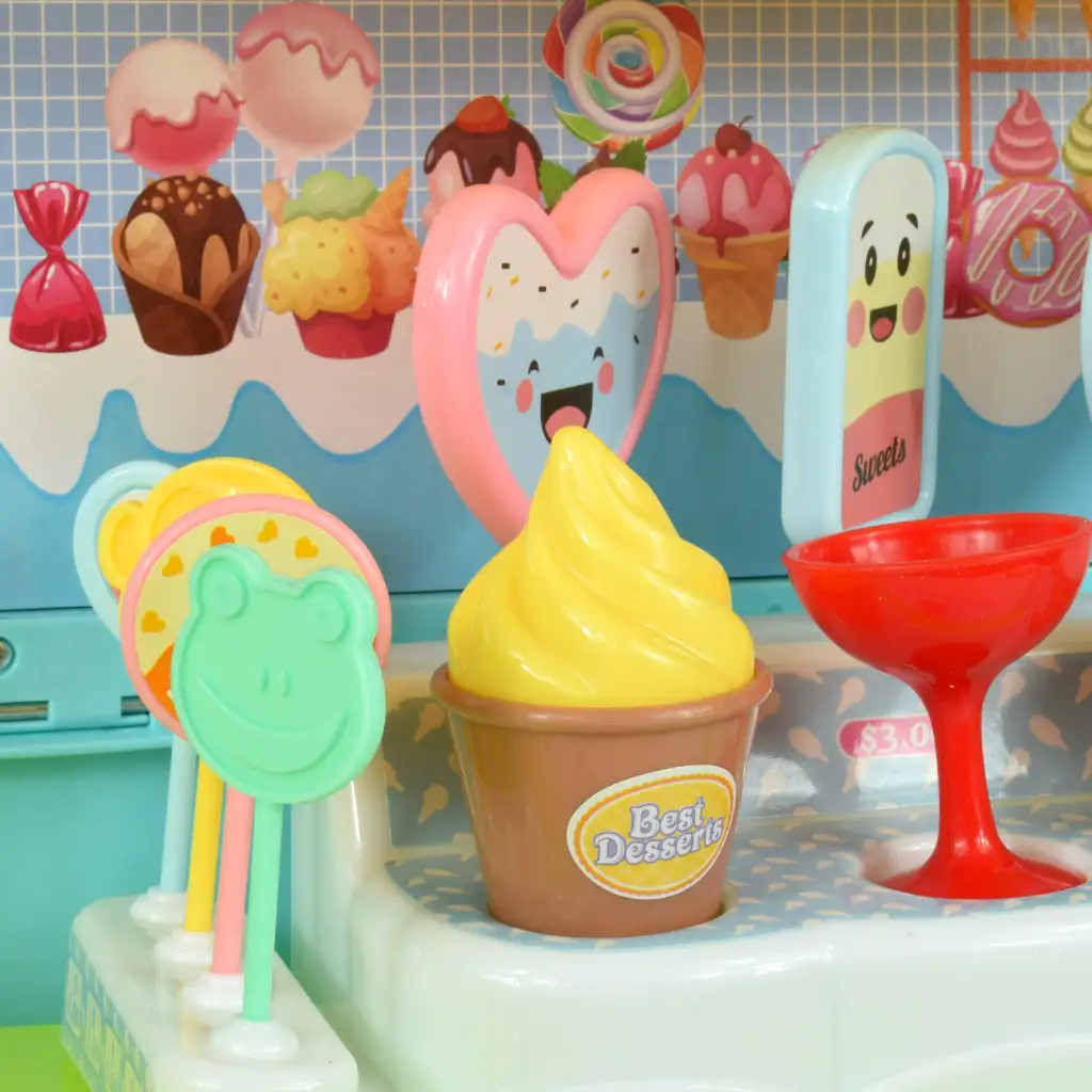 Touring Car: Desszertes autó édességekkel és kiegészítőkkel 40cm kép 8