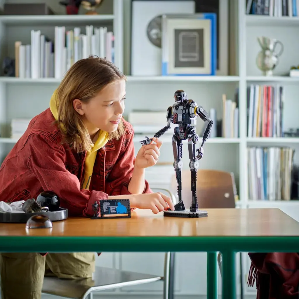 LEGO® Star Wars™: K-2SO™ biztonsági droid (75434) kép 3