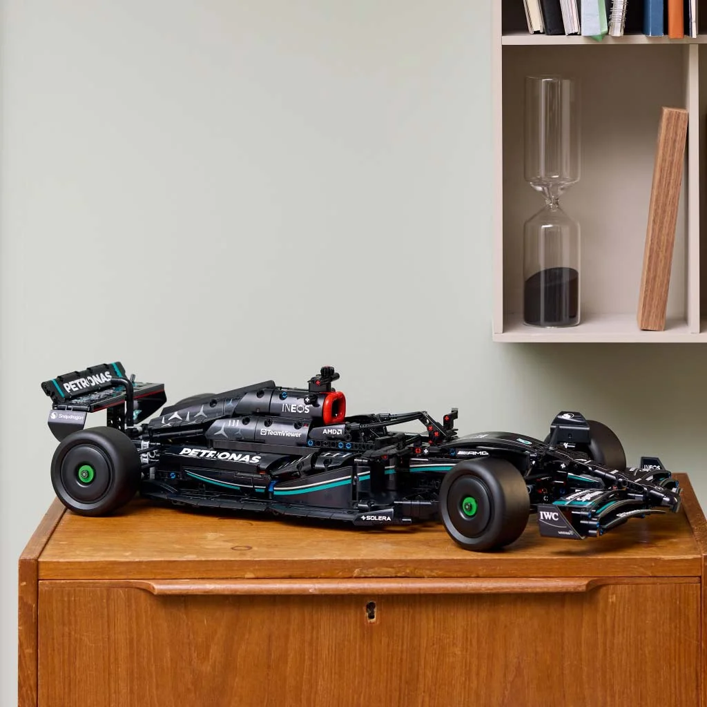LEGO® Technic: Mercedes-AMG F1 W14 E Performance (42171) kép 8