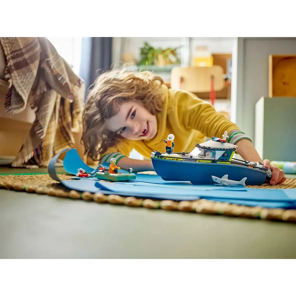 LEGO® City: Üldözés rendőrségi csónakkal (60456) kép 5