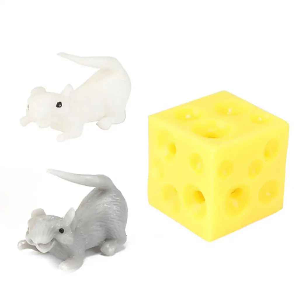Stretchy Cheese bujkáló kisegér kétféle változatban 1db kép 2
