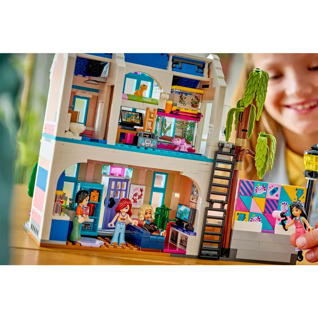 LEGO® Friends: Liann családi háza (42687) kép 7