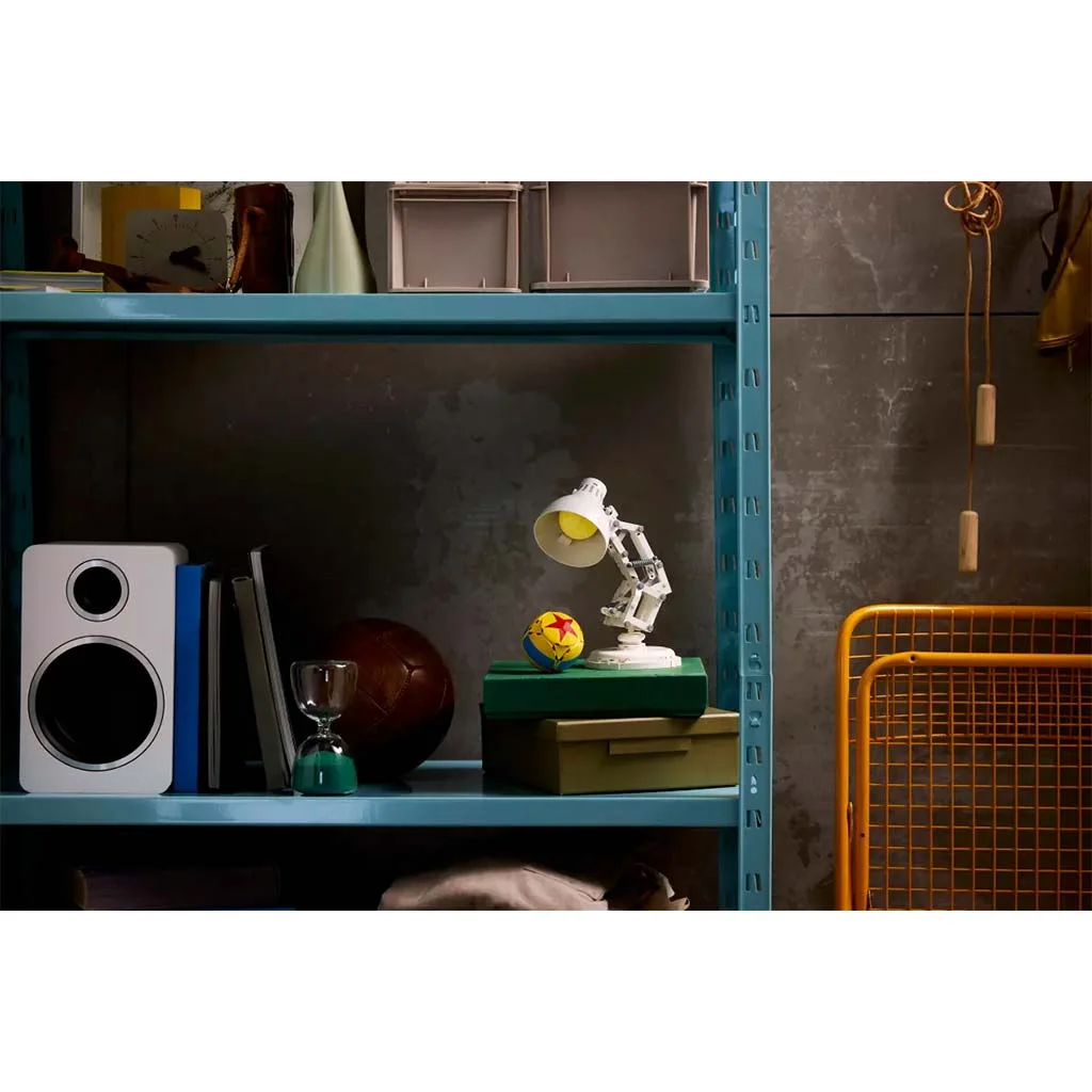 LEGO® Ideas: Disney Pixar Luxo Jr. (21357) kép 7