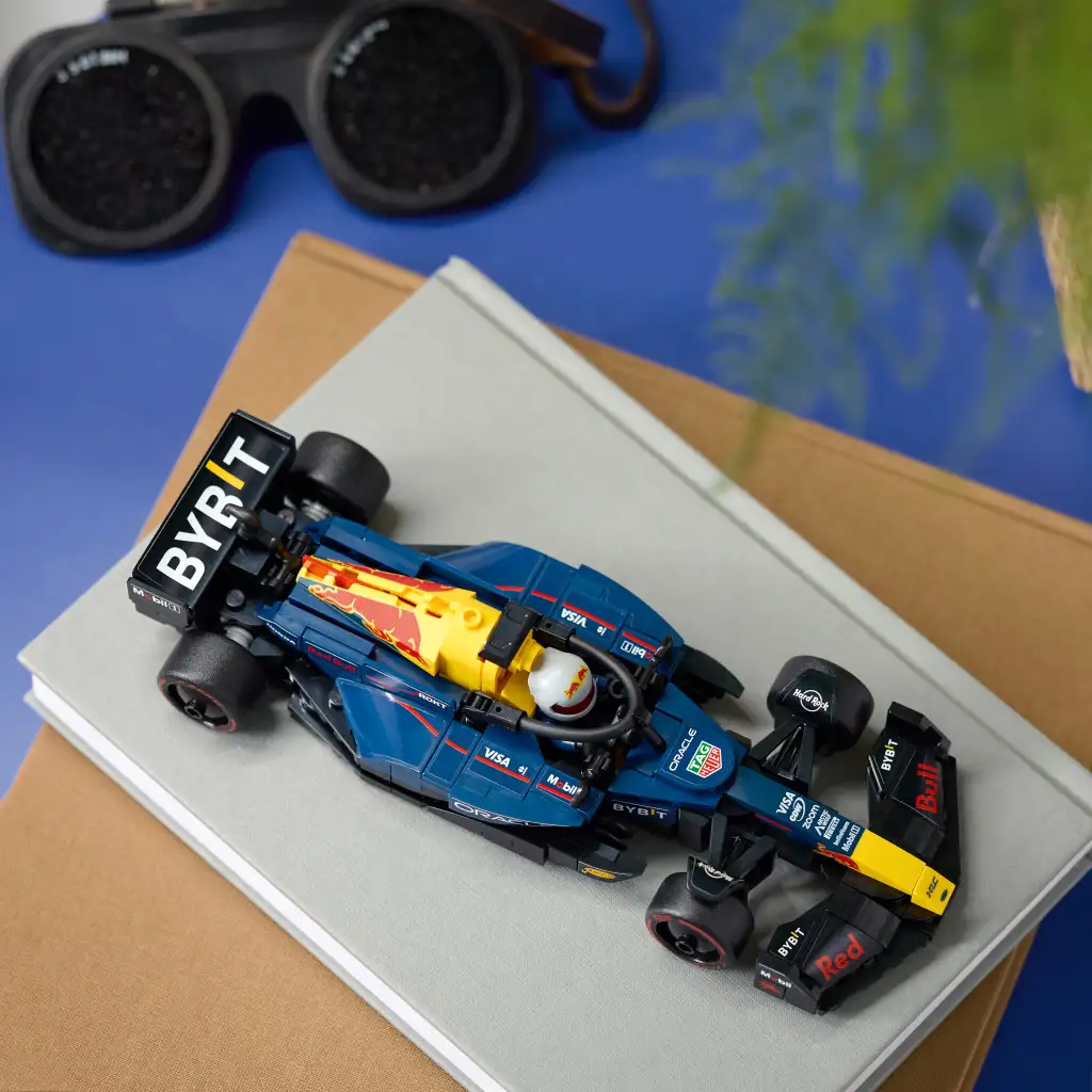 LEGO® Speed Champions: Oracle Red Bull Racing RB20 F1® versenyautó (77243) kép 4