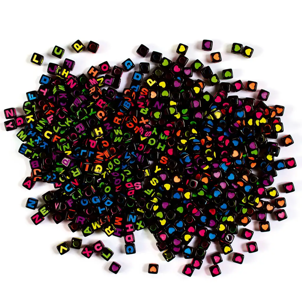 PlayBox: Betűs fekete gyöngy szett 600 db-os