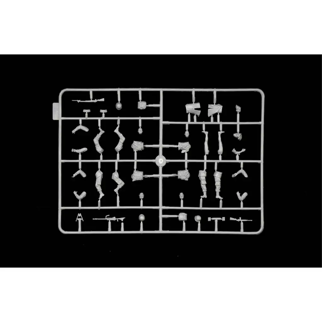 Italeri 1/35 M4A1 SHERMAN tank amerikai legénységgel makett kép 7