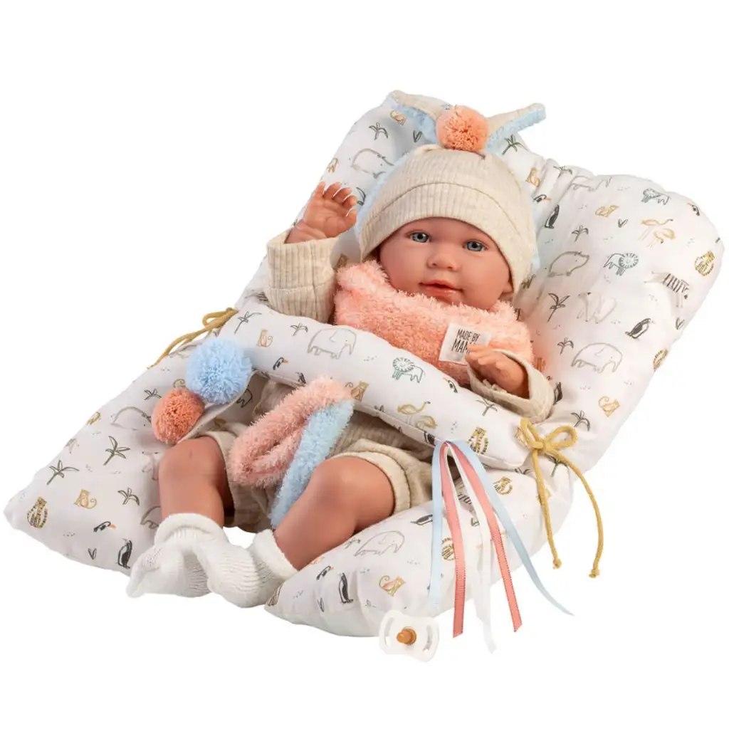 Llorens: Mimi 42cm-es síró baba füles sapkában párnával kép 4