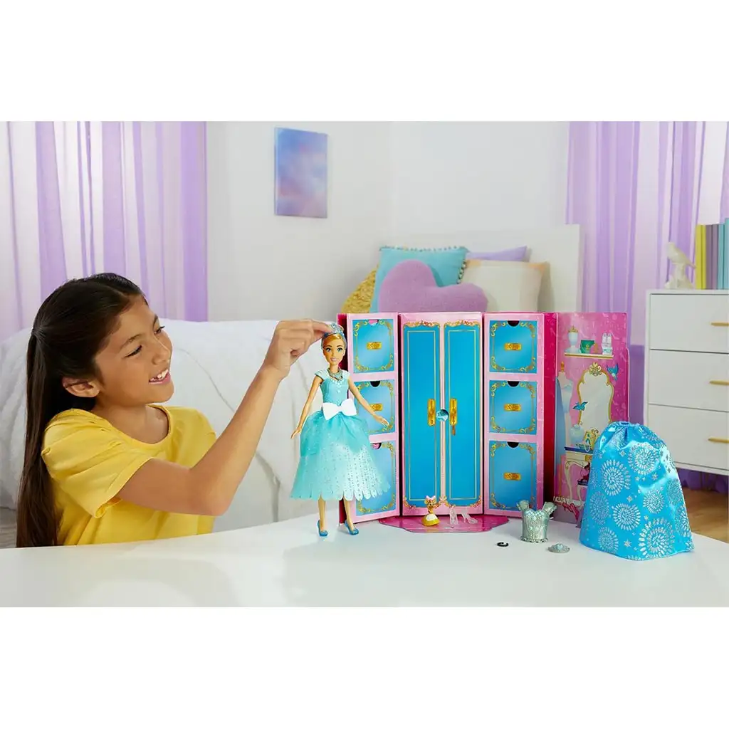 Disney Hercegnők: Divatkavalkád baba - Hamupipőke - Mattel kép 3