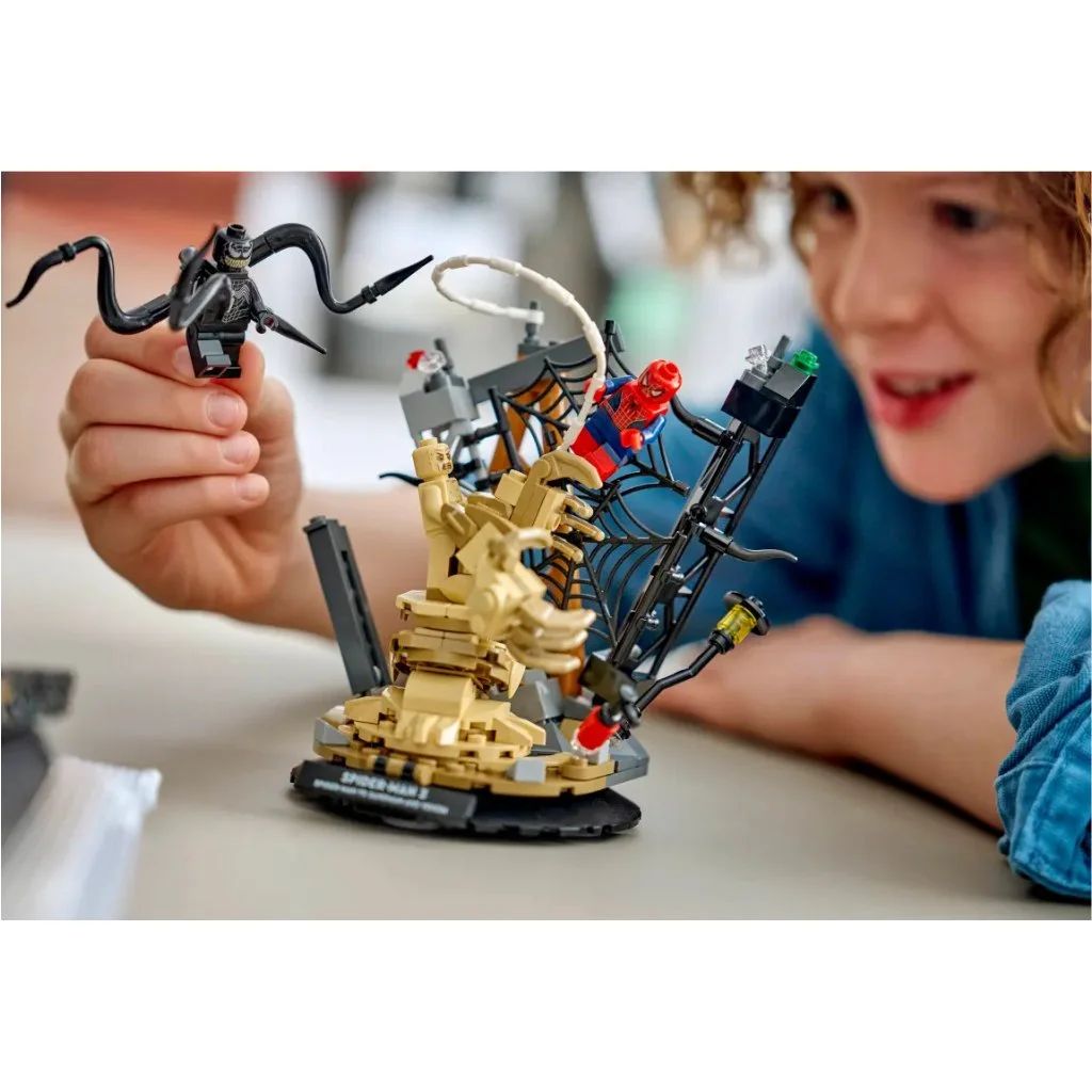 LEGO® Marvel: Pókember és Homokember óriási csatája (76334) kép 4