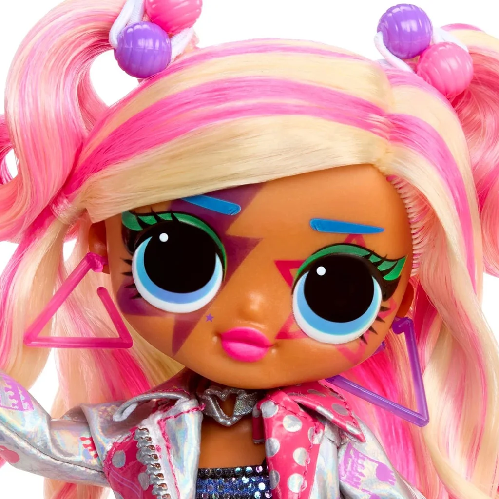 L.O.L. Surprise OMG Eye Spy rocksztár baba kép 3