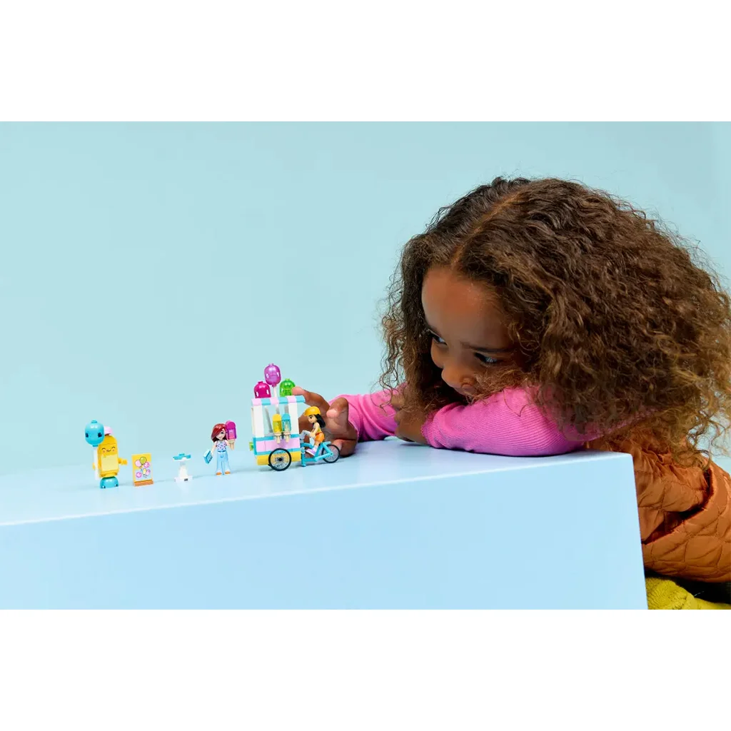 LEGO® Friends: Fagylalt- és léggömbárus (42692) kép 7