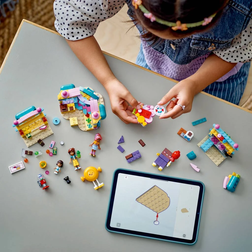 LEGO® Friends: Heartlake City édességbolt (42649) kép 4