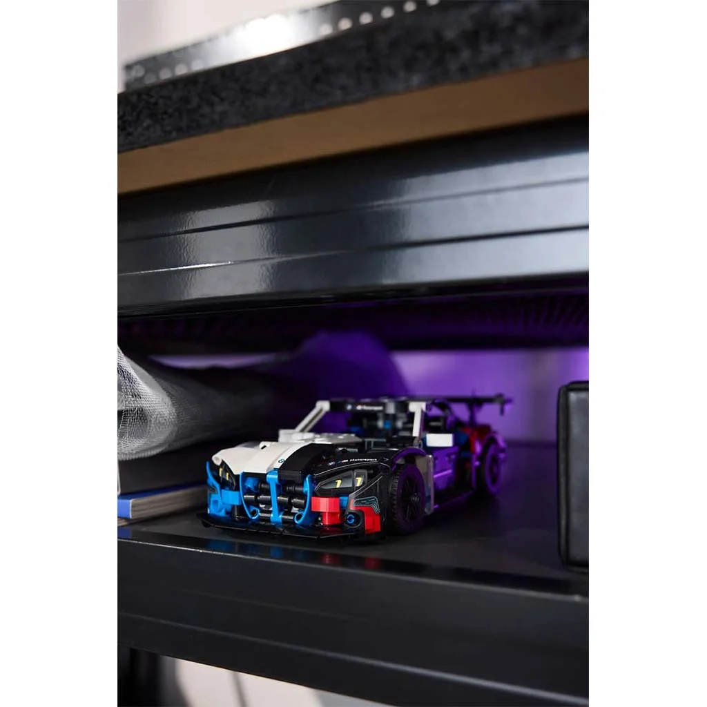 LEGO® Technic: BMW M4 GT3 EVO versenyautó (42226) kép 5