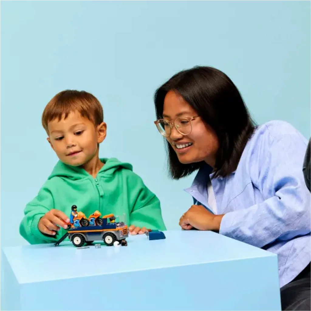 LEGO® City: Motorszállító jármű (60491) kép 5