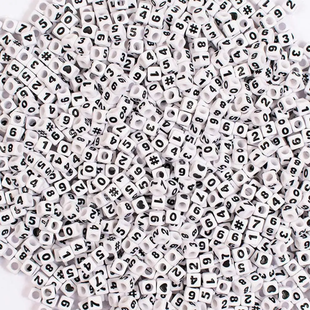 PlayBox: Számos műanyag fűzhető gyöngyök 300db-os