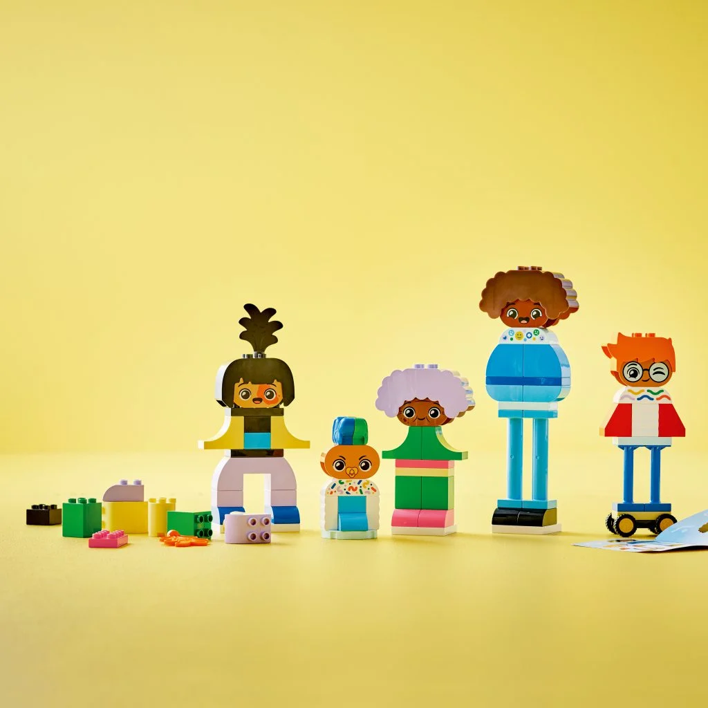 LEGO® DUPLO®: Megépíthető figurák különféle érzelmekkel kép 2