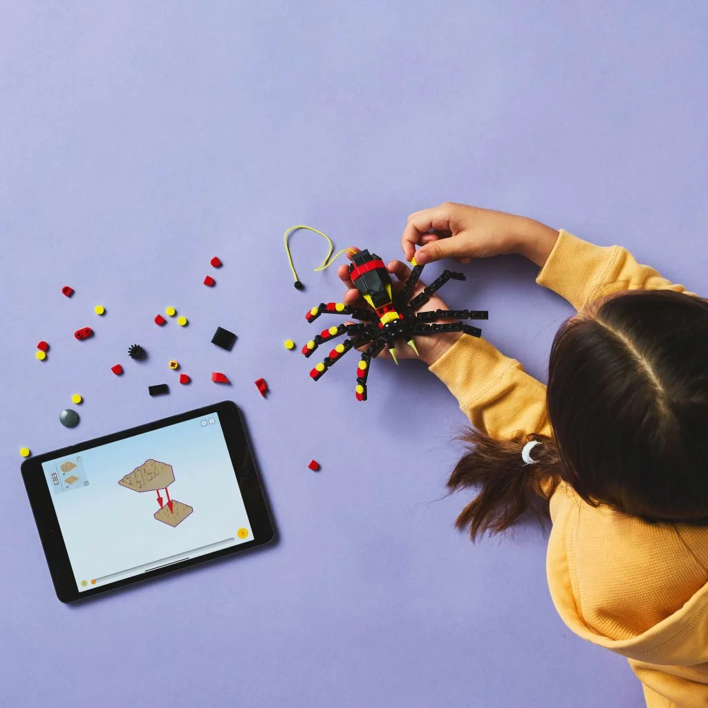 LEGO® Creator: Vadállatok: Meglepetésekkel teli pók (31159) kép 3