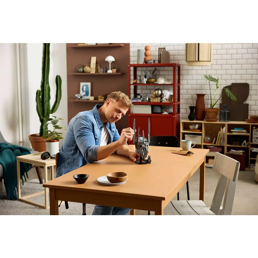 LEGO® Icons: A Gyűrűk Ura: Sauron sisakja (11373) kép 5