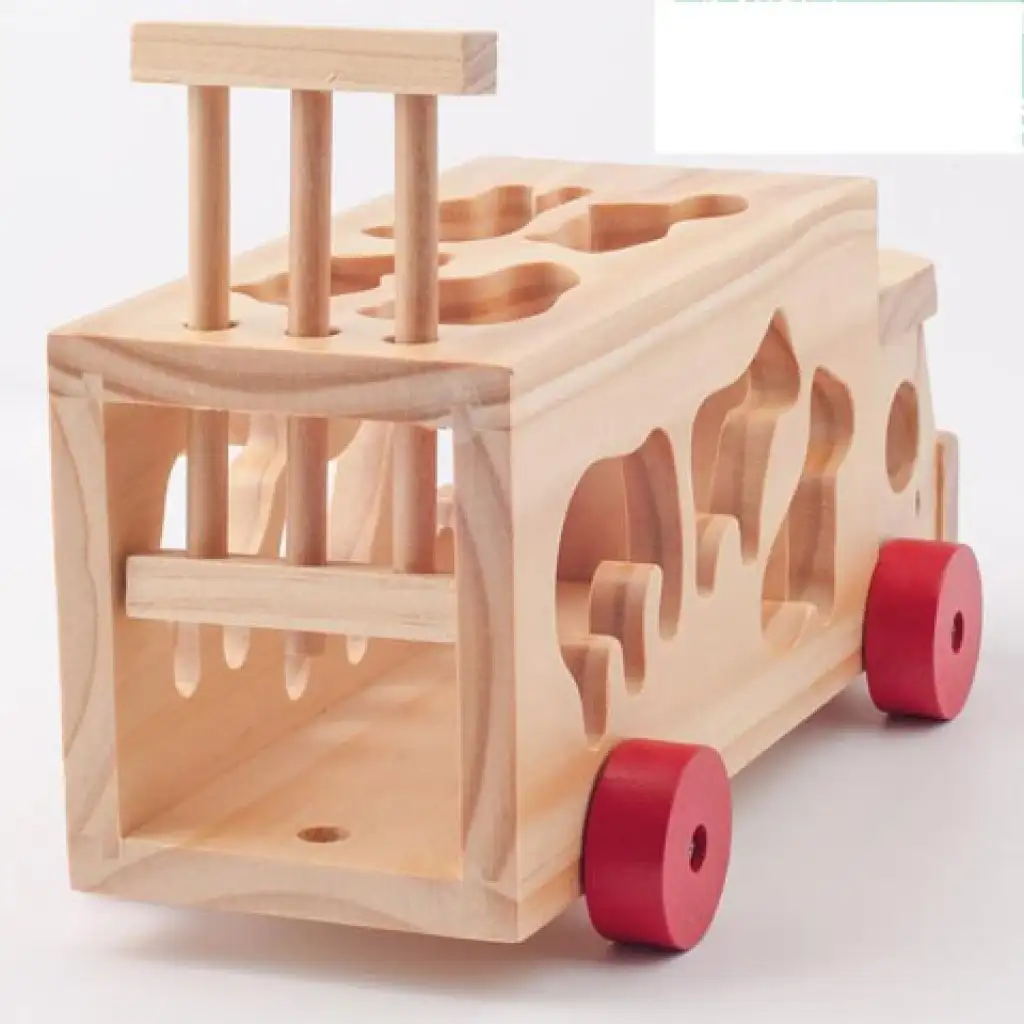 Fa formaválogató teherautó állatokkal kép 3