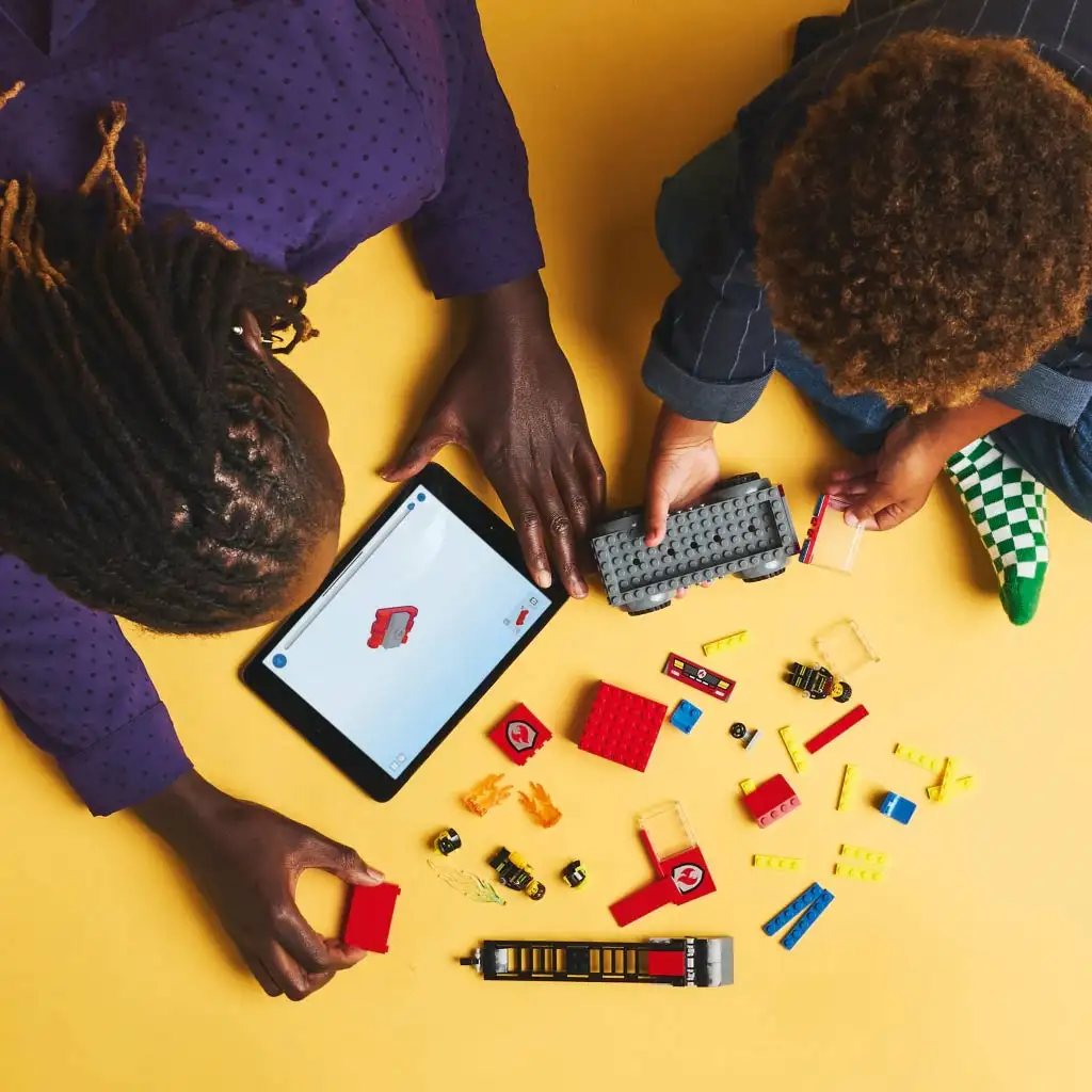 LEGO® City: Létrás tűzoltóautó (60463) kép 4