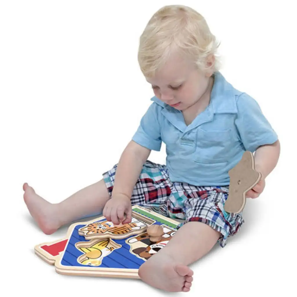 Kiskedvencek fa puzzle fogantyúval - Melissa & Doug kép 2