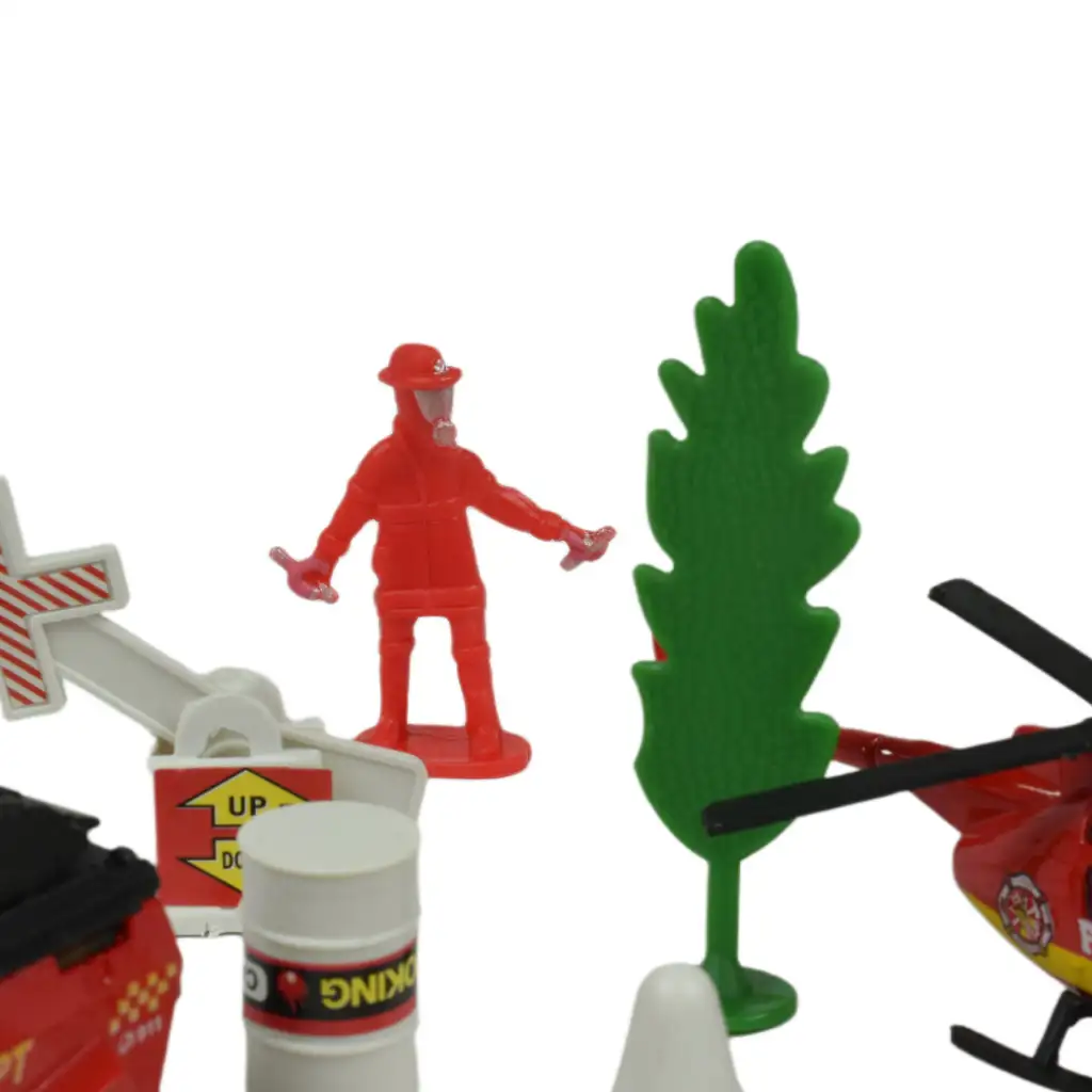 Fire Crew: Tűzoltó játékszett járművekkel és kiegészítőkkel többféle változatban 1db kép 3