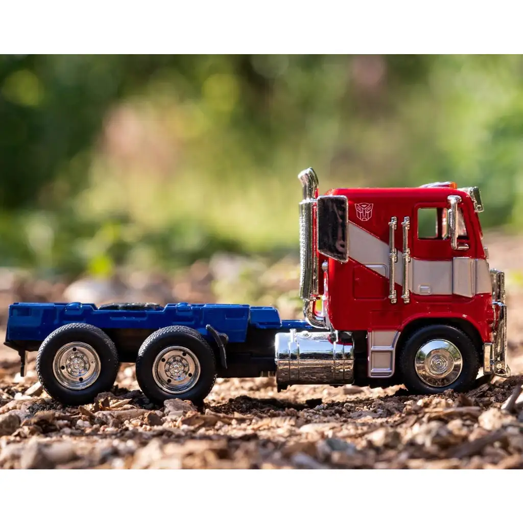 Transformers: Optimus Prime T7 fém autómodell 1/32 - Simba Toys kép 9