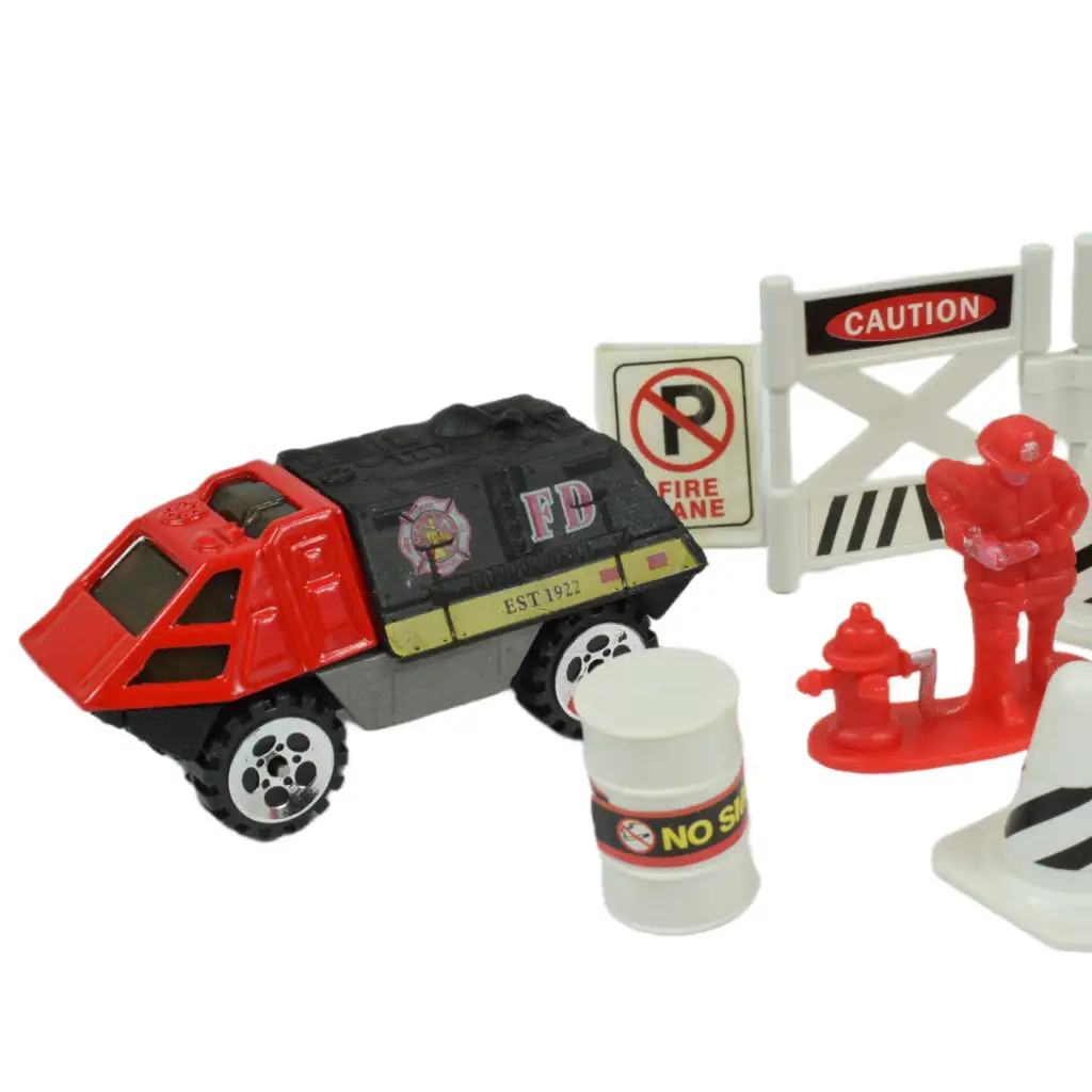 Fire Crew: Tűzoltó játékszett járművekkel és kiegészítőkkel többféle változatban 1db kép 10