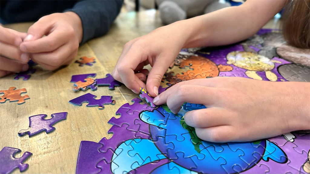Celestial Buddies: Milyen sok hold! 500 darabos puzzle