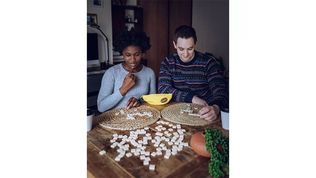 Moose Toys Bananagrams szókirakó társasjáték