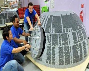 Óriási Lego Halálcsillag