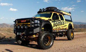 Életnagyságú Hasbro Tonka autó