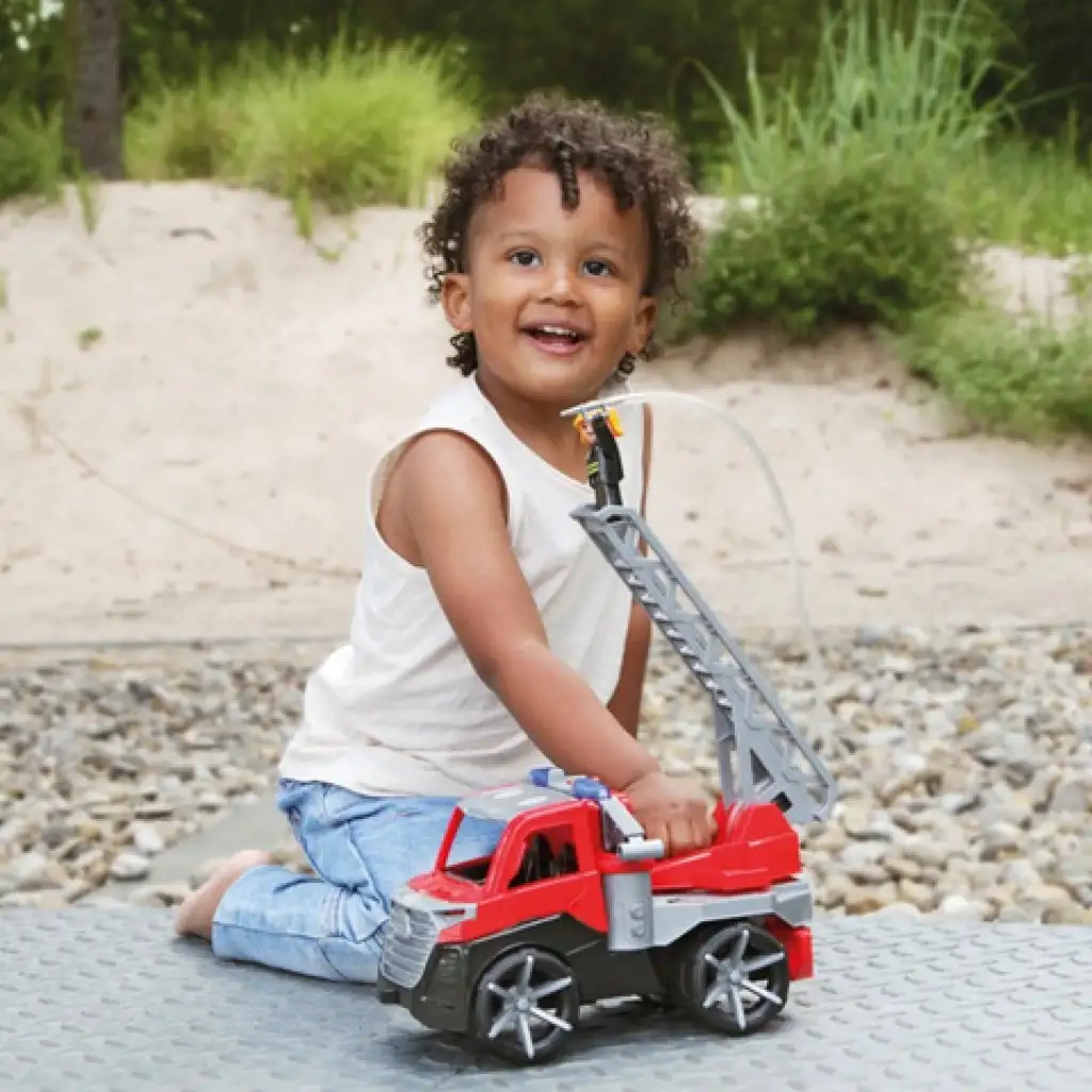 LENA: Truxx 2 piros tűzoltóautó létrával 29cm kép 4