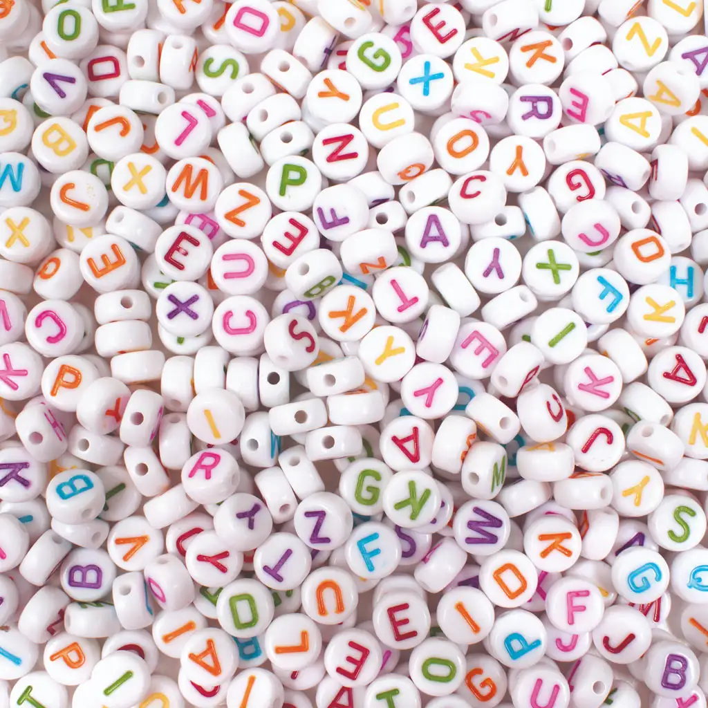 PlayBox: Fehér kerek betűs gyöngy szett 750db-os