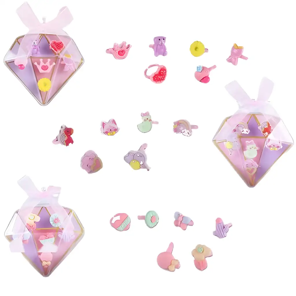 Gyűrű szett többféle változatban gyémántalakú dobozban 1db