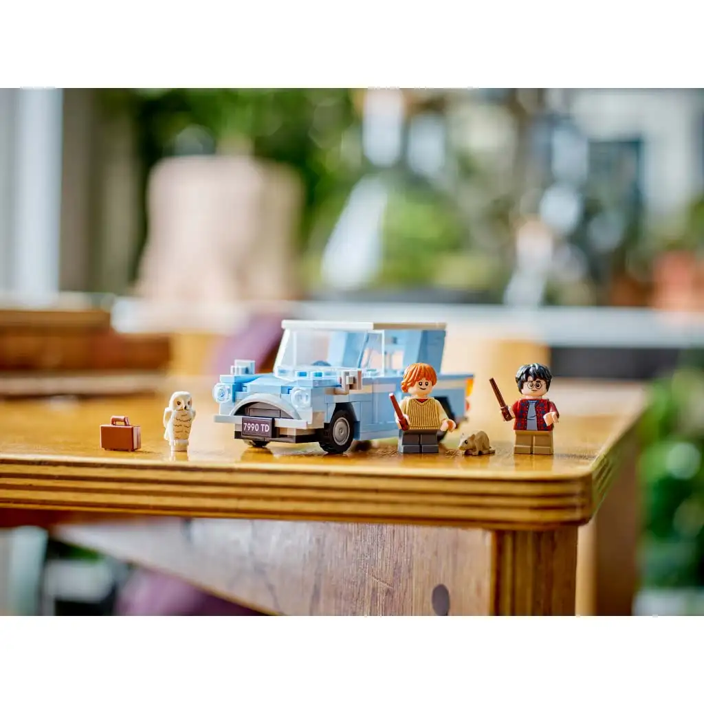 LEGO® Harry Potter™: A repülő Ford Anglia™ (76424) kép 6