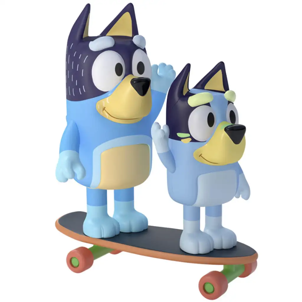 Bluey: Bandit és Bluey gördeszkások játékfigura szett kép 2