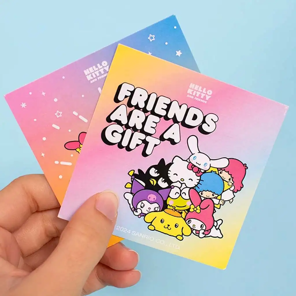 Hello Kitty Meglepetésdoboz figurával és matricákkal kép 2