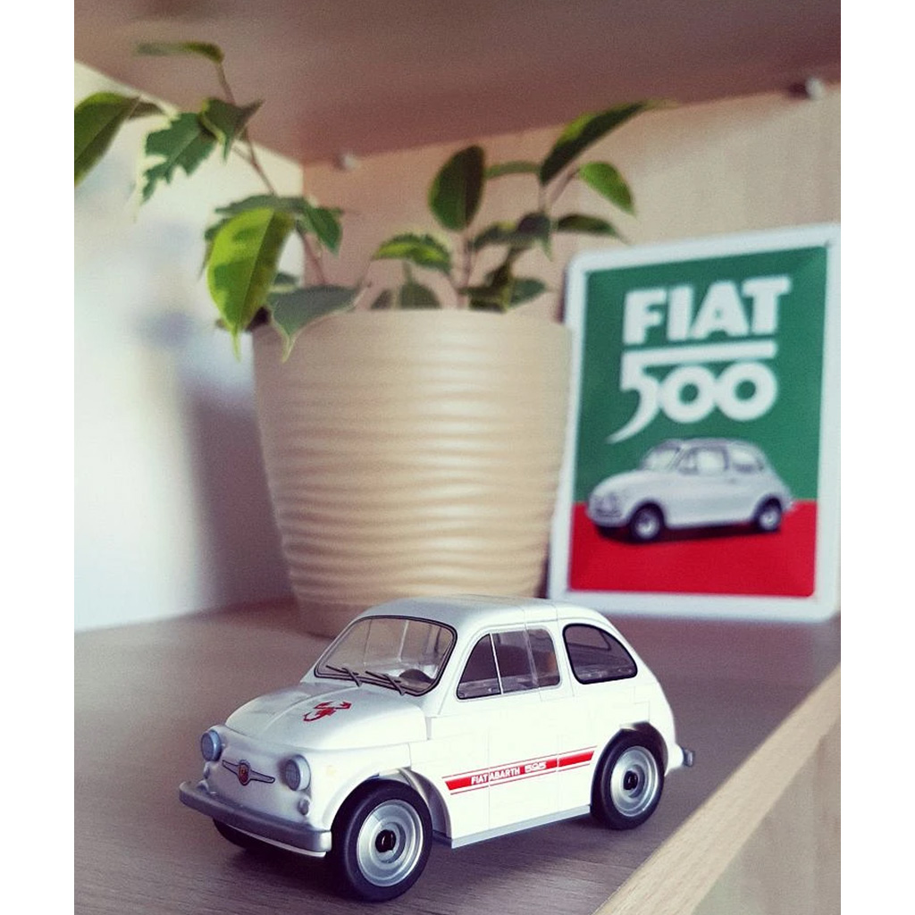 COBI: Fiat Abarth 595 építőjáték (24524) kép 3