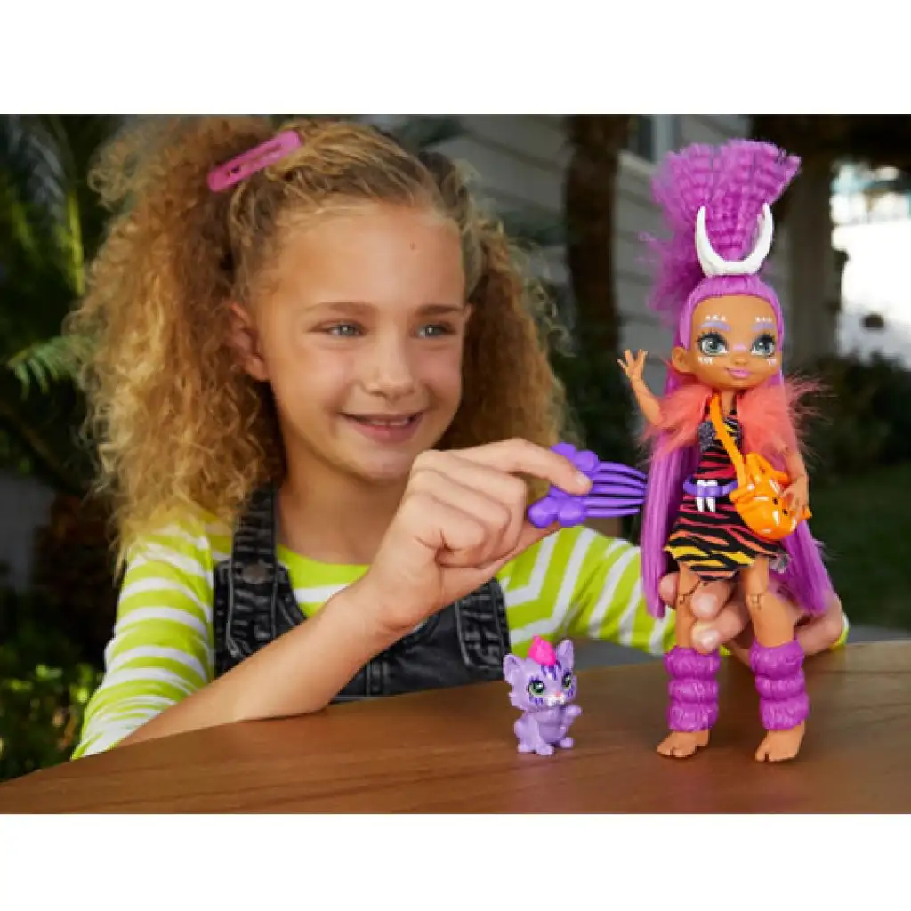 Cave Club: Roaralai játékszett Ferell őslénnyel - Mattel kép 4