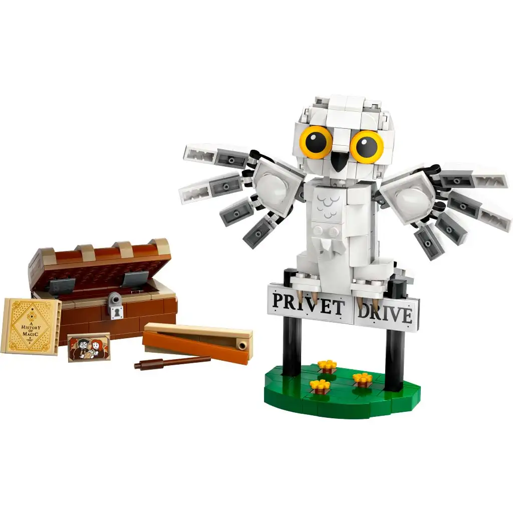LEGO® Harry Potter™: Hedwig™ a Privet Drive 4-ben (76425) kép 6
