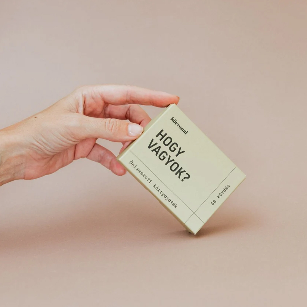 Körvonal: hogy vagyok? — önismereti kártyajáték kép 2