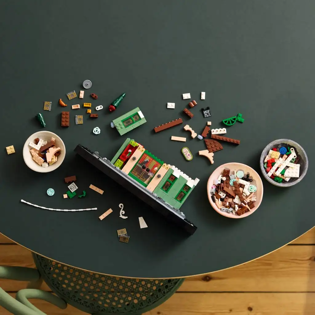 LEGO® Icons: Francia kávézó (10362) kép 6