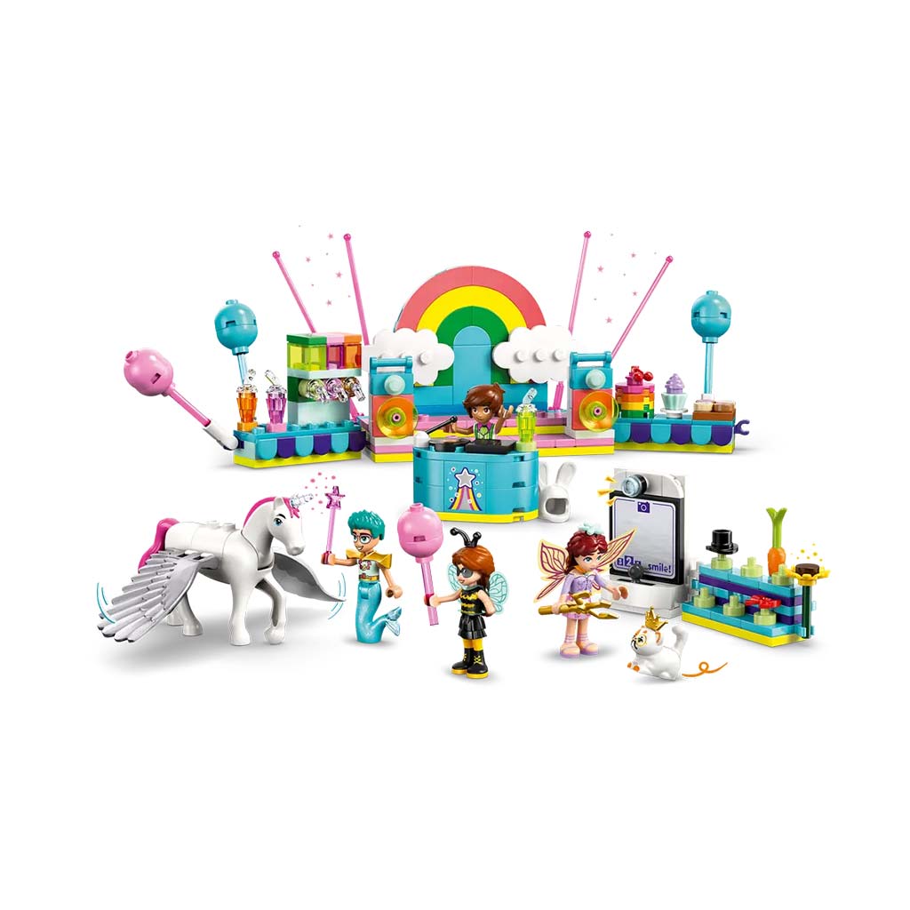 LEGO® Friends: Jelmezes buli egyszarvúval és tündérrel (42661) kép 4